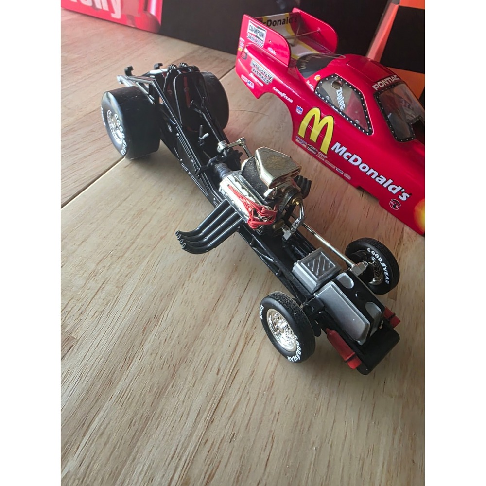 Cruz Pedregon 1997 McDonalds Pontiac Firebird Funny Car 1:24 Diecast NHRA 1/3500 - Picture 4 of 9